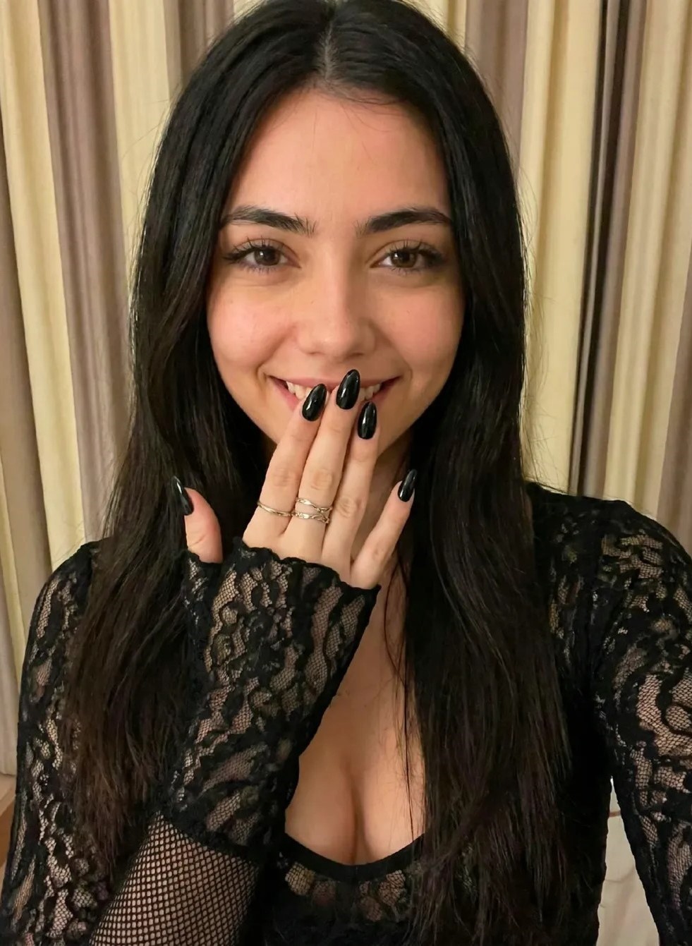 Altayçeşme Escort Duygu Gecenizi Başka Bir Boyuta Taşıyor