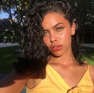 Armağanevler Escort Melis Şehrin Kalbinde Sizi Bekliyor
