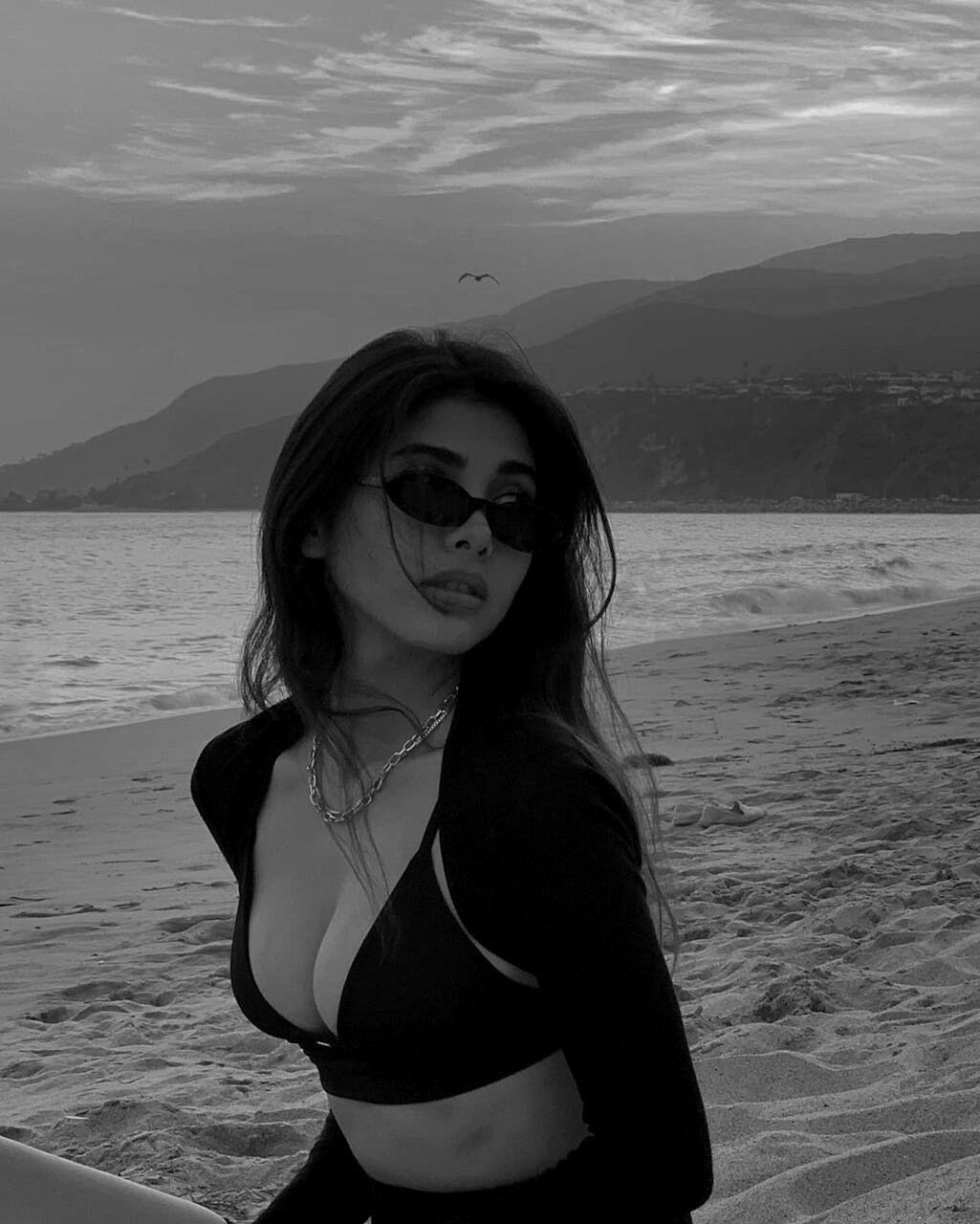 Beylerbeyi Escort Hande Gece Hayatının En Özgün Yüzü
