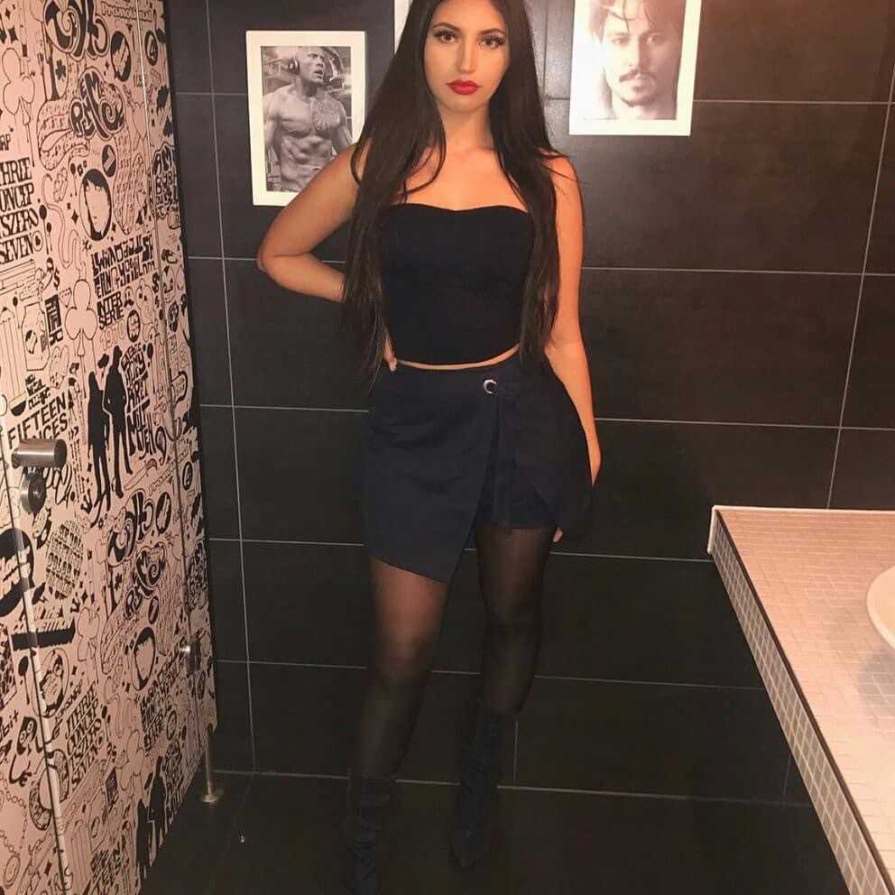Bostancı Escort Başlık ile Sıradan Bir Salı Bile Farklı