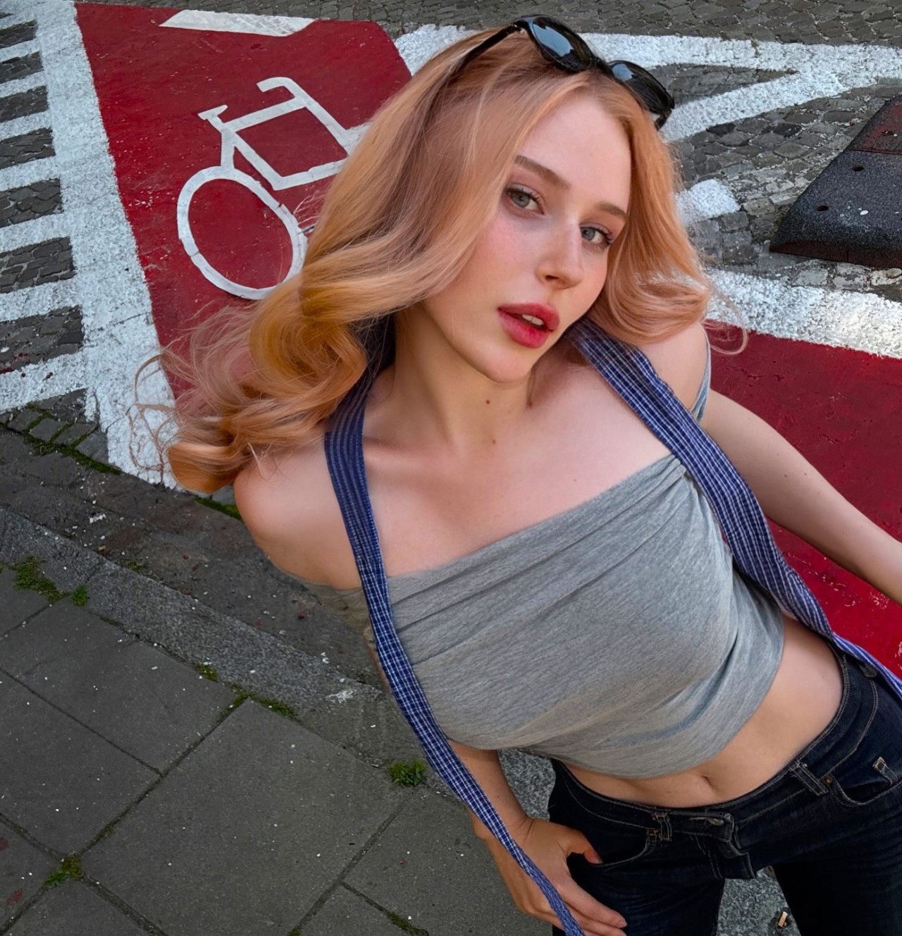 Çekmeköy Escort Dilara Sabaha Kadar Yanınızda Olacak