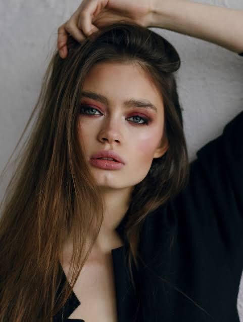 Dudullu Escort Mina Seçkin Bir Buluşma Teklifi