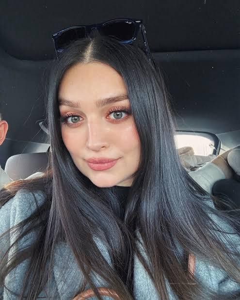 Pendik Escort Gizem Romantizm Tutku ve Özgürlük