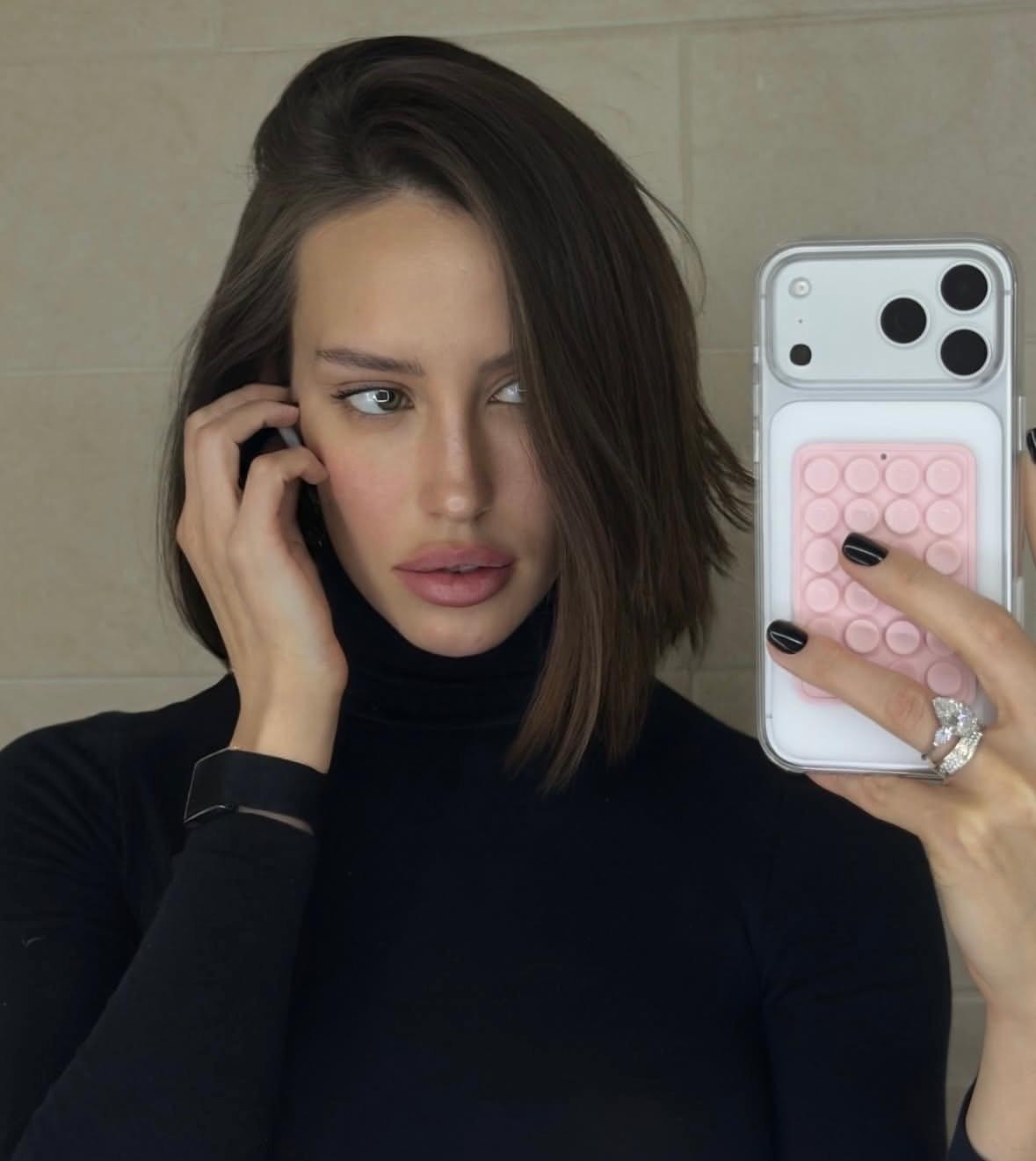 Tepeören Escort Nazlı Sadakatin ve Tutkunun Dengesi