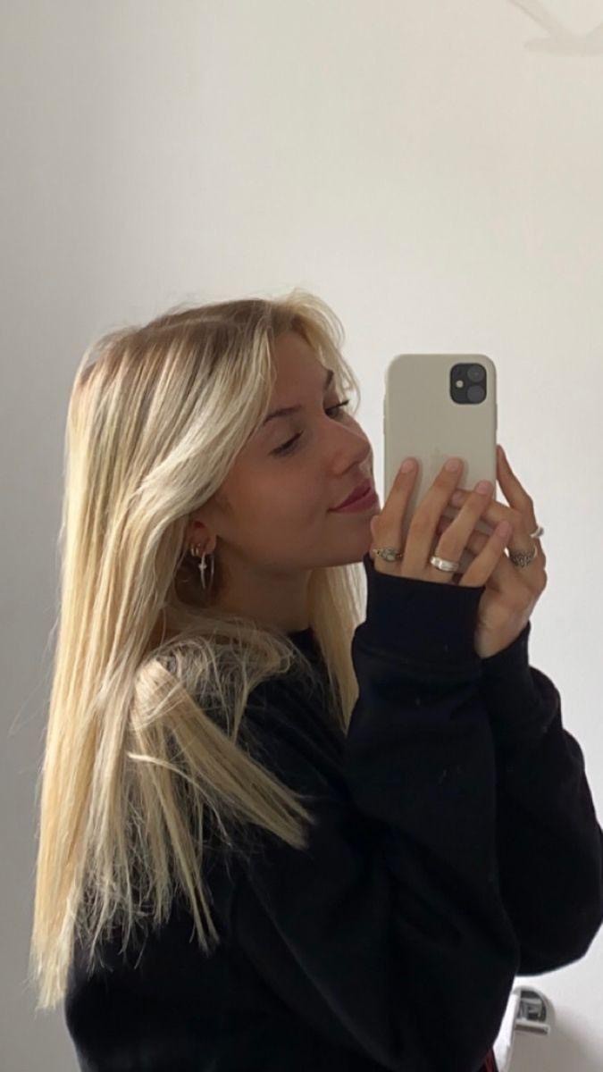 Zümrütevler Escort Gül Tutkuların Gizli Bahçesi